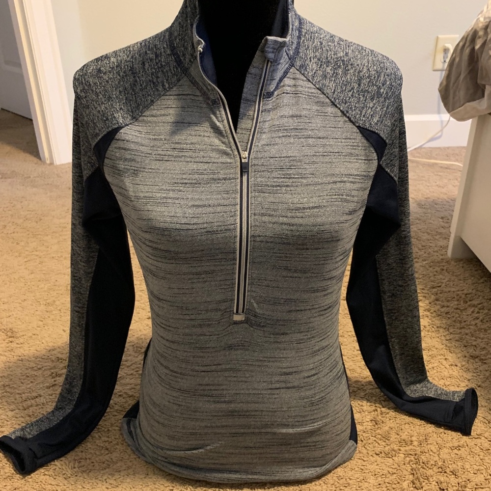 Athleta Navy Blue Long Sleeve Fitted Workout Top